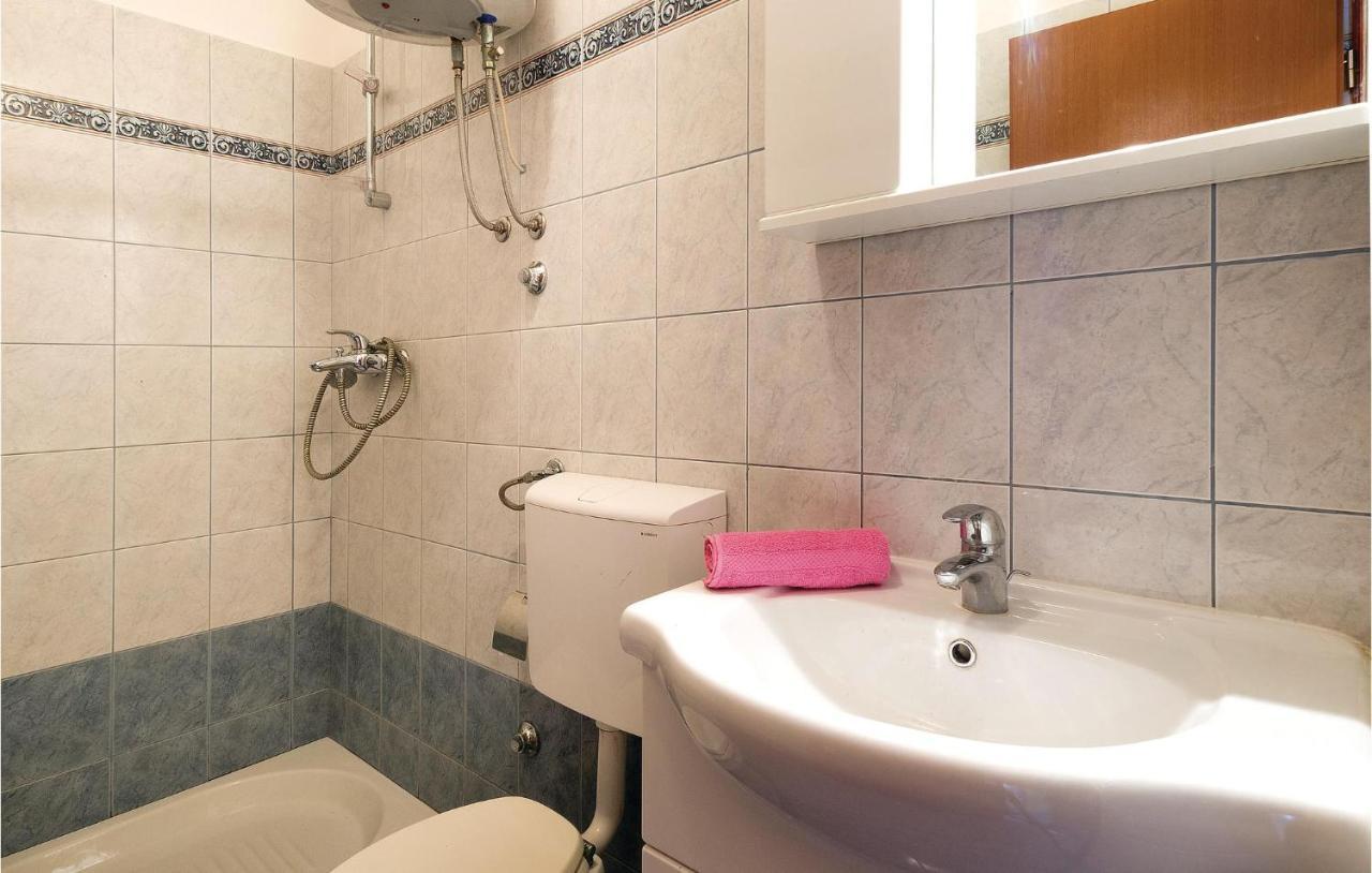 Awesome Apartment In Pula With Wifi Exterior photo